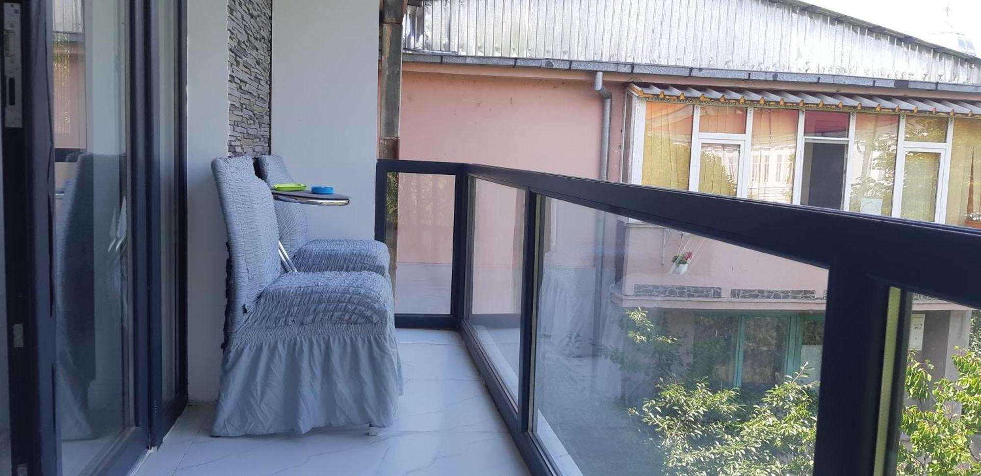 Apart Eric Calafat Quarto foto